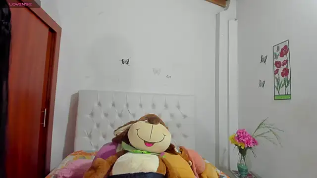VenussVega online show from 06-02-26, 05:57