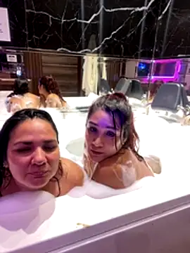 LISA BULLOCK  online show from 11-28-25, 08:58