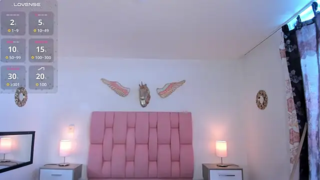 Snapshot of VeronikaOlsen chatting on 03-15-25, 05:04 VeronikaOlsen online show from 03-15-25, 05:04