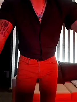 Snapshot of pretorianoo53 chatting on 02-08-26, 03:26 pretorianoo53 online show from 02-08-26, 03:26