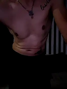 Snapshot of pretorianoo53 chatting on 12-14-25, 04:40 pretorianoo53 online show from 12-14-25, 04:40