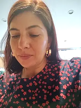 scarlett moore online show from 10-26-25, 02:28