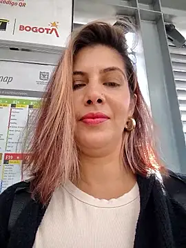 scarlett moore online show from 10-24-25, 02:49