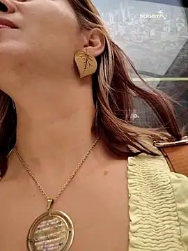 scarlett moore online show from 03-01-26, 04:40