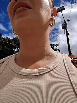 scarlett moore online show from 11-26-25, 03:23