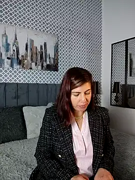 scarlett moore online show from 11-14-25, 02:32