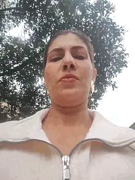 Snapshot of scarlett_moore chatting on 04-19-26, 04:52 scarlett moore online show from 04-19-26, 04:52