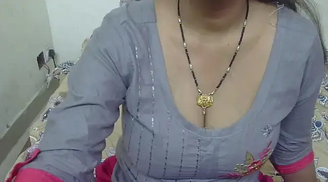 Snapshot of sexy_mita chatting on 02-06-25, 06:51 sexy mita online show from 02-06-25, 06:51