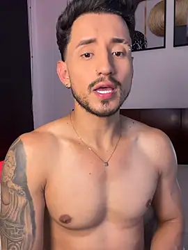 AxelKing1326 online show from 03-08-26, 02:04