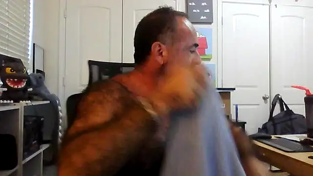 chainjulious online show from 10-15-25, 04:15