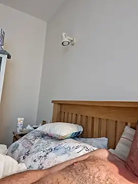 jonjoey123 online show from 09-24-25, 06:31