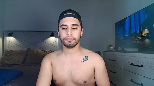 Snapshot of thonylewys chatting on 10-11-25, 01:17 thonylewys online show from 10-11-25, 01:17