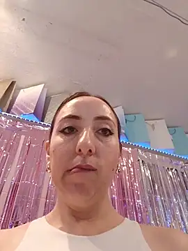 Snapshot of Mia_Novikov chatting on 05-27-26, 01:57 Mia Novikov online show from 05-27-26, 01:57
