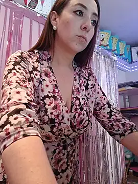 Snapshot of Mia_Novikov chatting on 07-14-26, 08:04 Mia Novikov online show from 07-14-26, 08:04