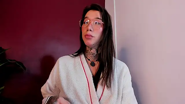 Snapshot of sweet_karinpaz777 chatting on 05-19-26, 01:56 sweet karinpaz777 online show from 05-19-26, 01:56
