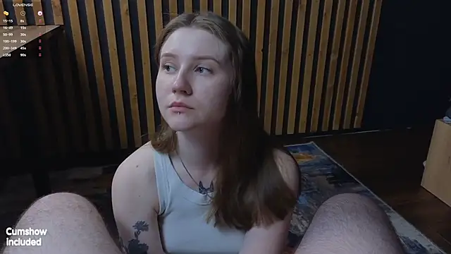 Snapshot of alicepugh chatting on 09-21-25, 06:57 alicepugh online show from 09-21-25, 06:57