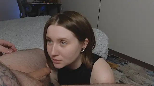 Snapshot of alicepugh chatting on 06-27-26, 06:58 alicepugh online show from 06-27-26, 06:58