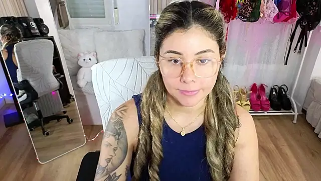 Tawny cox online show from 02-10-26, 09:19