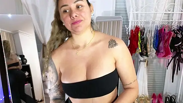 Tawny cox online show from 03-10-26, 09:35