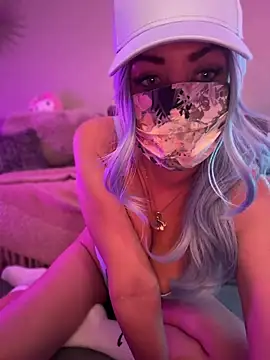 xxbabyxgiiirlxx online show from 05-08-26, 09:29