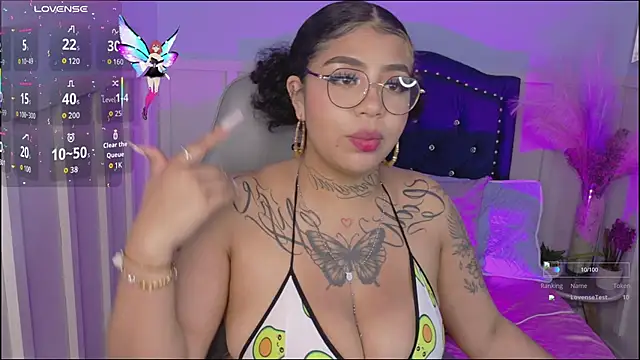 foxxy-lov3 online show from 10-05-25, 08:54