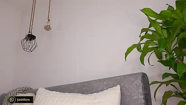 katie cruz online show from 11-14-25, 11:14