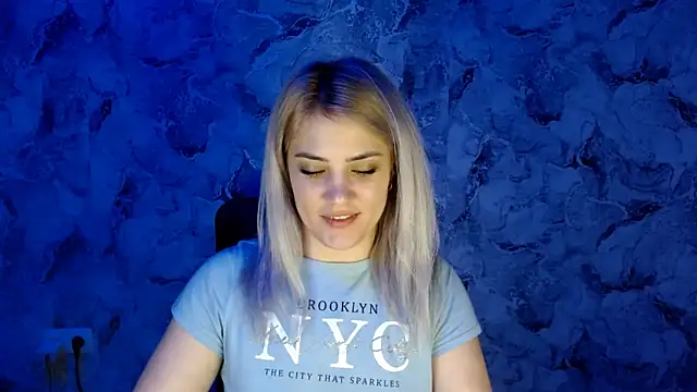 Snapshot of nika_gold1 chatting on 02-26-25, 07:42 nika gold1 online show from 02-26-25, 07:42