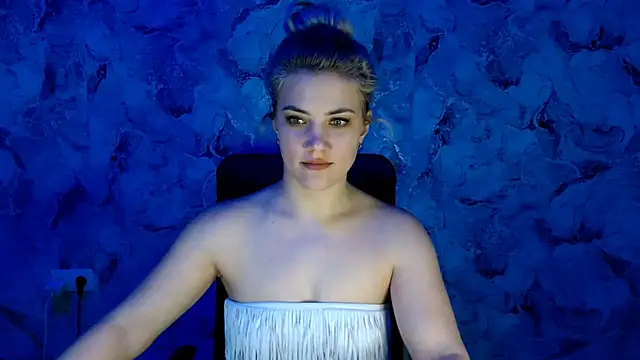 Snapshot of nika_gold1 chatting on 01-29-25, 06:17 nika gold1 online show from 01-29-25, 06:17