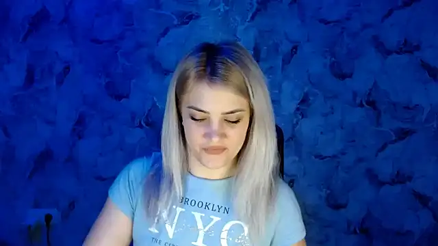 Snapshot of nika_gold1 chatting on 02-26-25, 04:38 nika gold1 online show from 02-26-25, 04:38