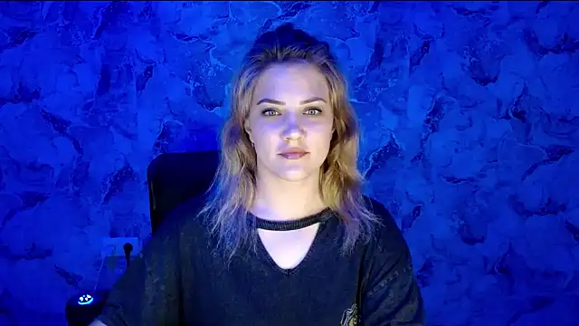 Snapshot of nika_gold1 chatting on 06-14-26, 07:48 nika gold1 online show from 06-14-26, 07:48