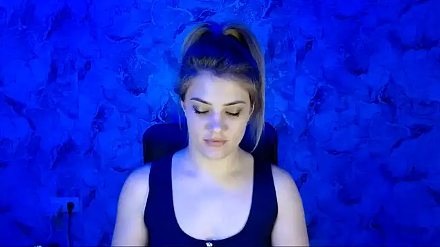 nika gold1 online show from 03-15-26, 04:47