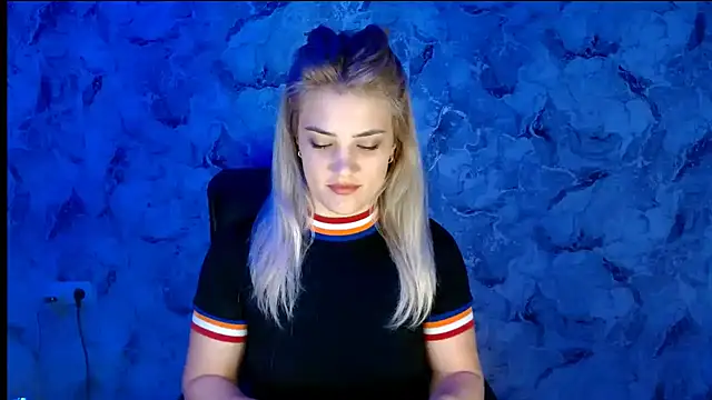 Snapshot of nika_gold1 chatting on 09-30-25, 02:34 nika gold1 online show from 09-30-25, 02:34
