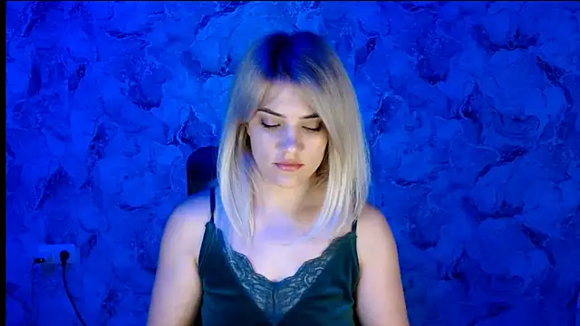 nika gold1 online show from 11-13-25, 05:17