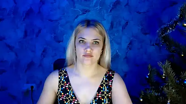 Snapshot of nika_gold1 chatting on 01-13-25, 07:20 nika gold1 online show from 01-13-25, 07:20