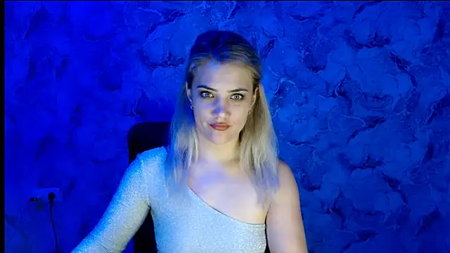 Snapshot of nika_gold1 chatting on 10-07-25, 02:51 nika gold1 online show from 10-07-25, 02:51