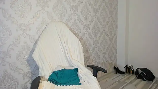 HarleyOuinn online show from 09-23-25, 09:22