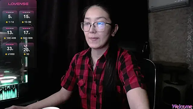 Brightssmiles online show from 10-20-25, 06:26
