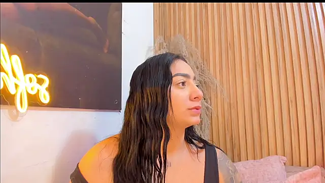 Snapshot of sofhiaa_adaams chatting on 06-04-26, 11:20 sofhiaa adaams online show from 06-04-26, 11:20