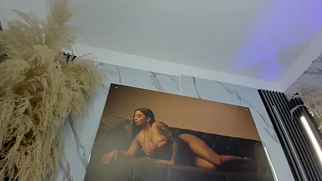 sofhiaa adaams online show from 12-02-25, 10:11