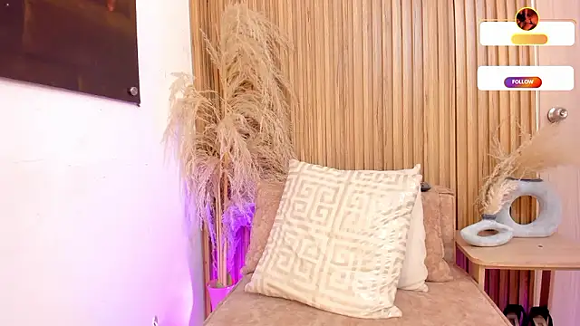 sofhiaa adaams online show from 02-19-26, 10:51