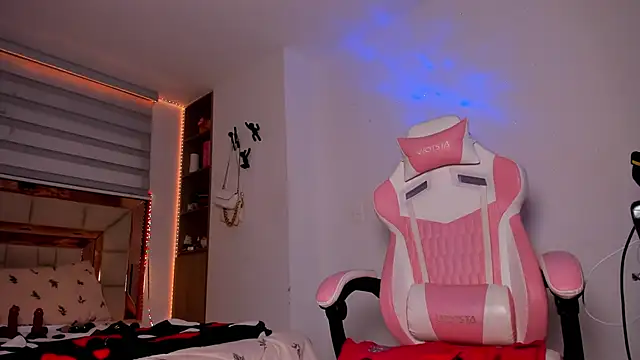 andreafernandz online show from 03-05-26, 01:35