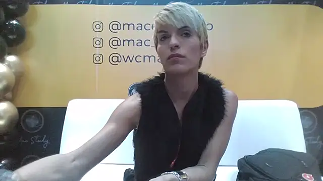 abby jose online show from 04-28-26, 03:16
