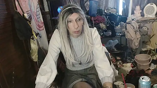 Ombeline1 online show from 01-18-26, 01:14