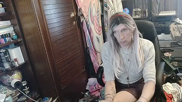 Ombeline1 online show from 04-14-26, 12:43