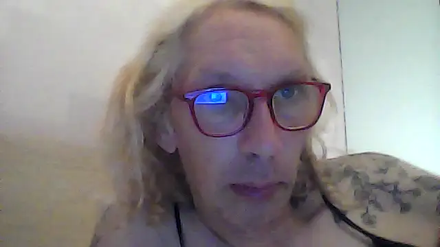 Ombeline1 online show from 07-12-26, 10:21