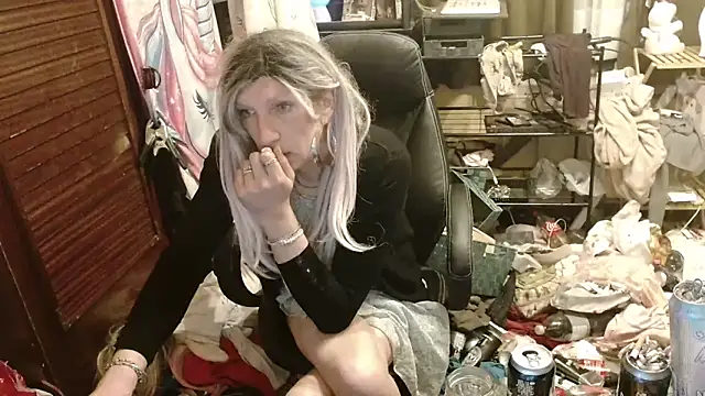 Ombeline1 online show from 04-08-26, 04:14