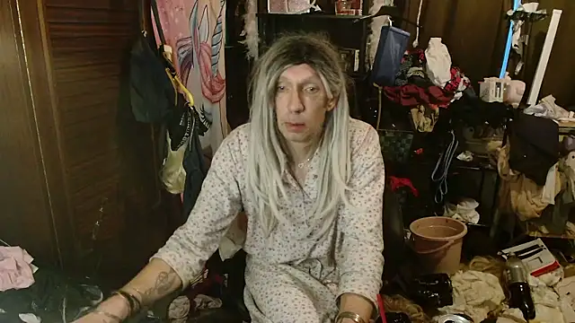 Ombeline1 online show from 01-09-26, 07:48