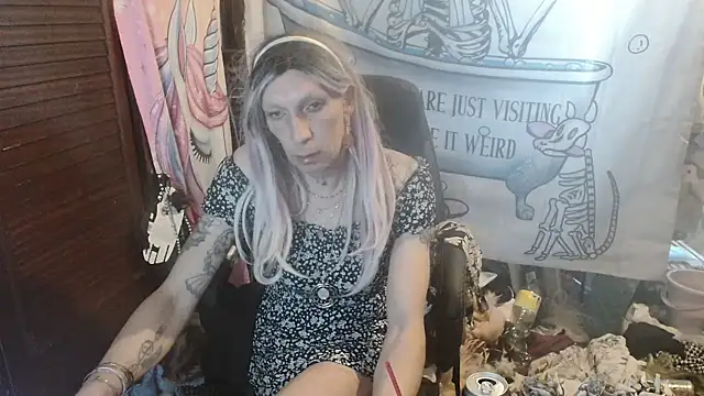 Ombeline1 online show from 03-04-26, 09:17