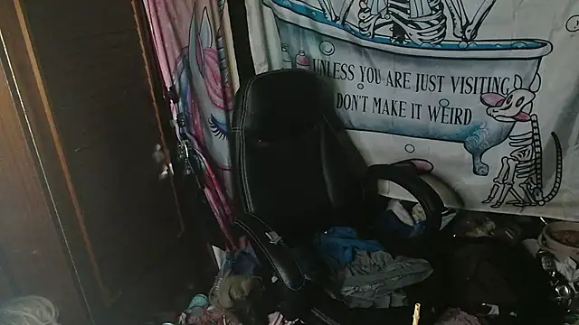 Ombeline1 online show from 04-03-26, 08:04