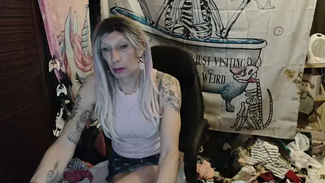 Ombeline1 online show from 03-11-26, 01:54